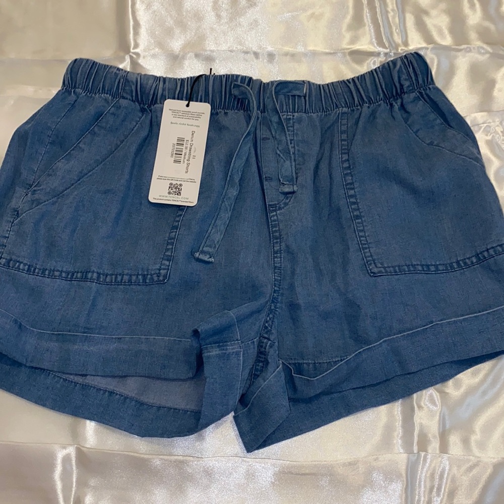 NWT shorts